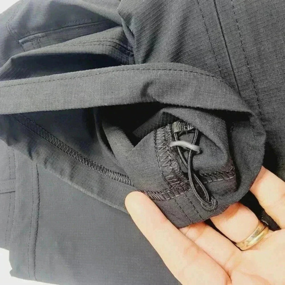 Kuhl Women's Convertible Cargo Pants 14 Short Black Outdoor Polyester Blend - Picture 8 of 11